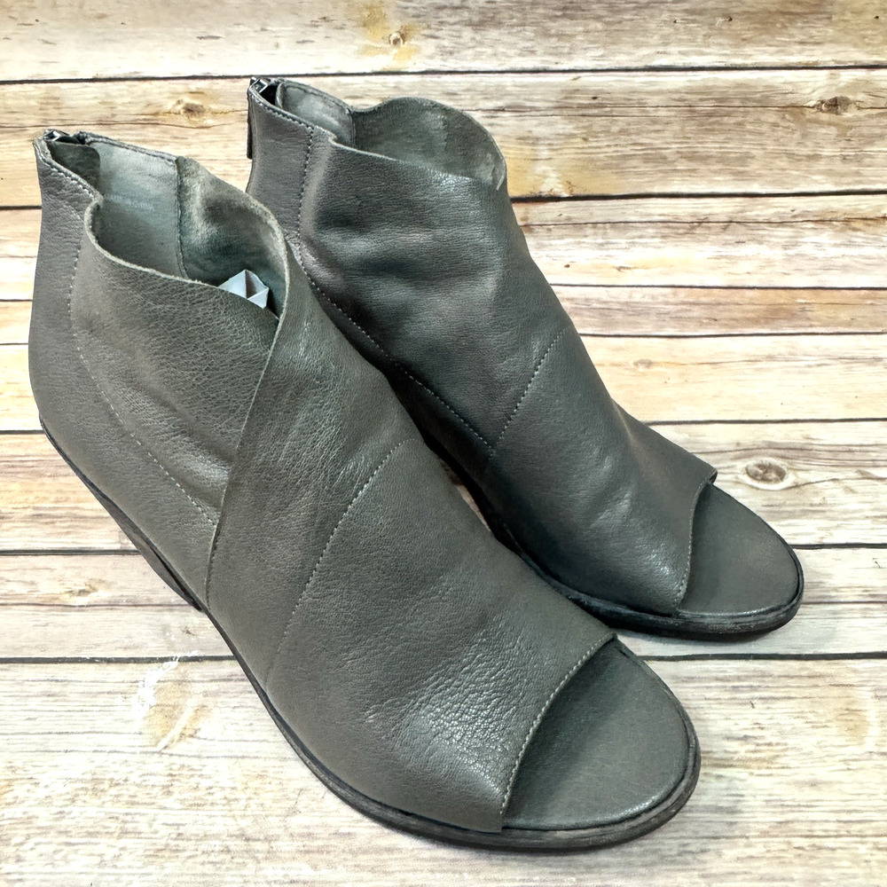 Eileen Fisher Womens Gray Leather Open Toe Block Heel Ink Booties 8.5